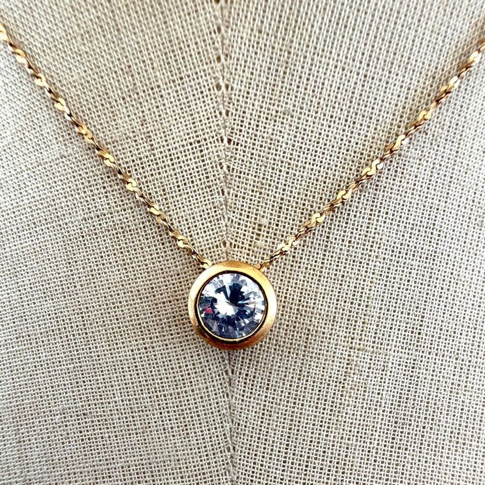 Avon Gold Tone Bezel Set Crystal Solitaire Pendant Necklace